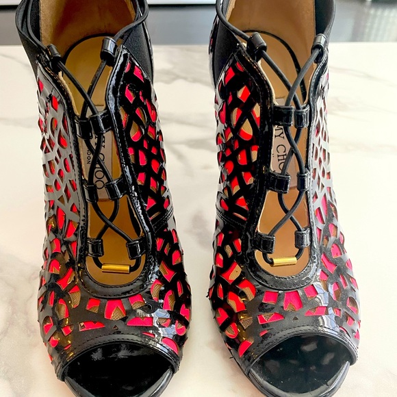 Jimmy Choo Shoes - LIKE NEW: Jimmy Choo stilettos